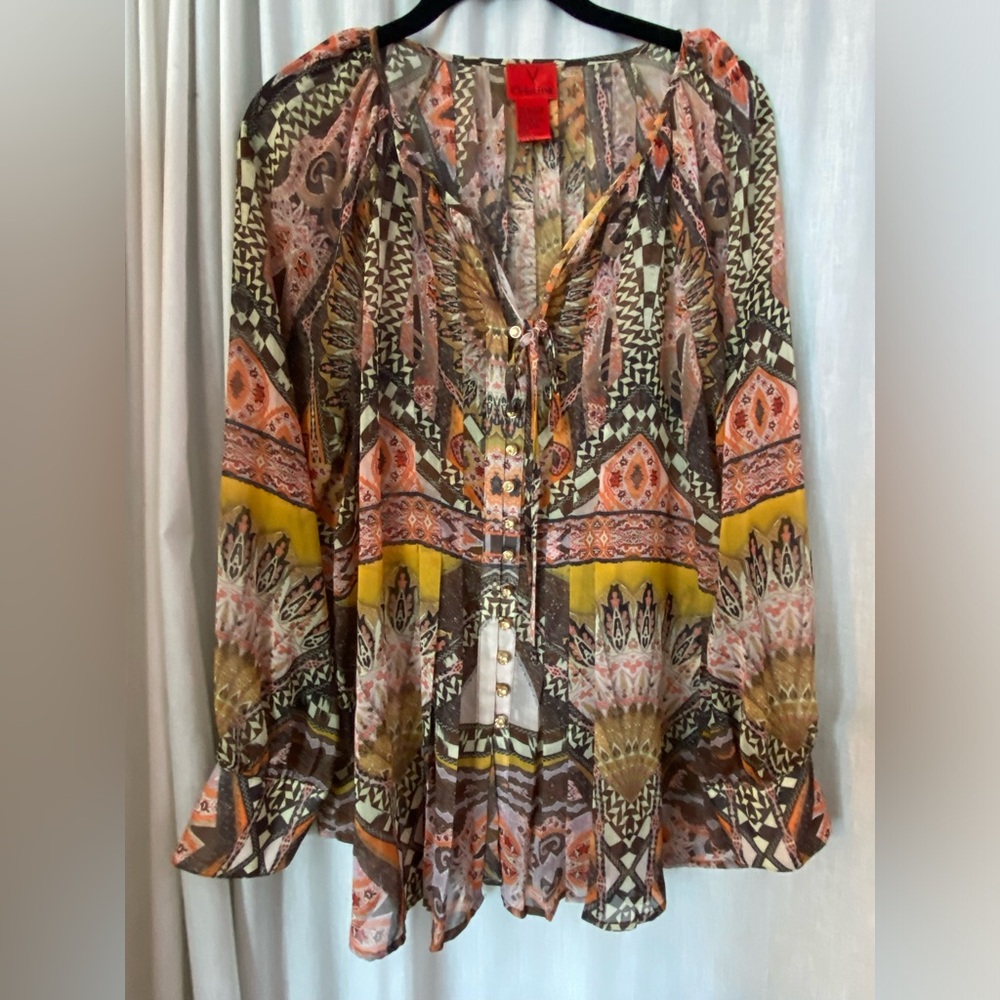V Christina Button Up Blouse Size Woman’s Large Rhinestone Buttons